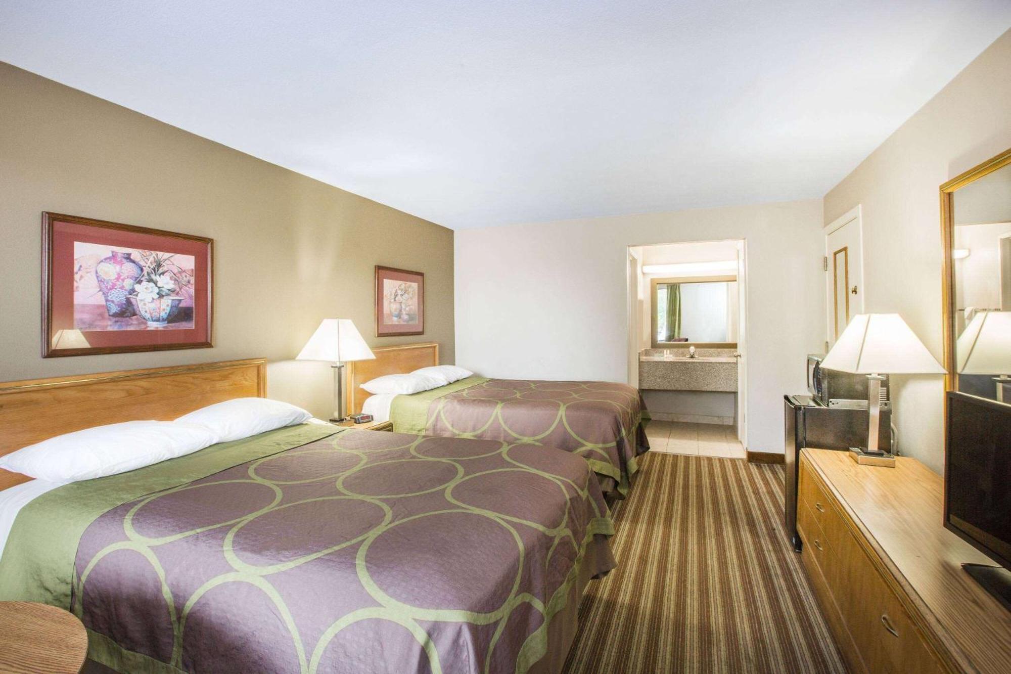 Super 8 By Wyndham Oxford Hotel Luaran gambar